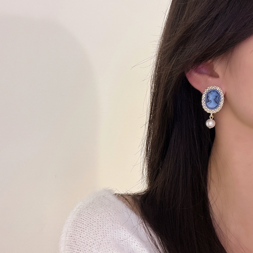 ๐5/$20 NEW Vintage style blue ear clip - Picture 3 of 4